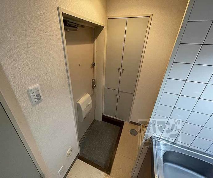 【シャルムーズ二条高倉】間取