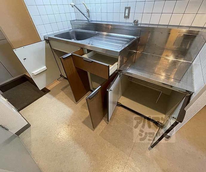 【シャルムーズ二条高倉】間取