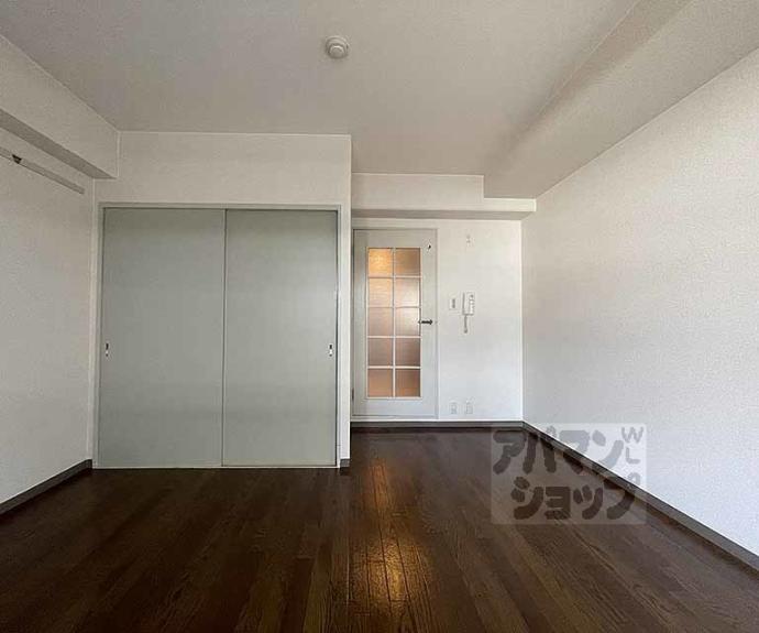 【シャルムーズ二条高倉】間取