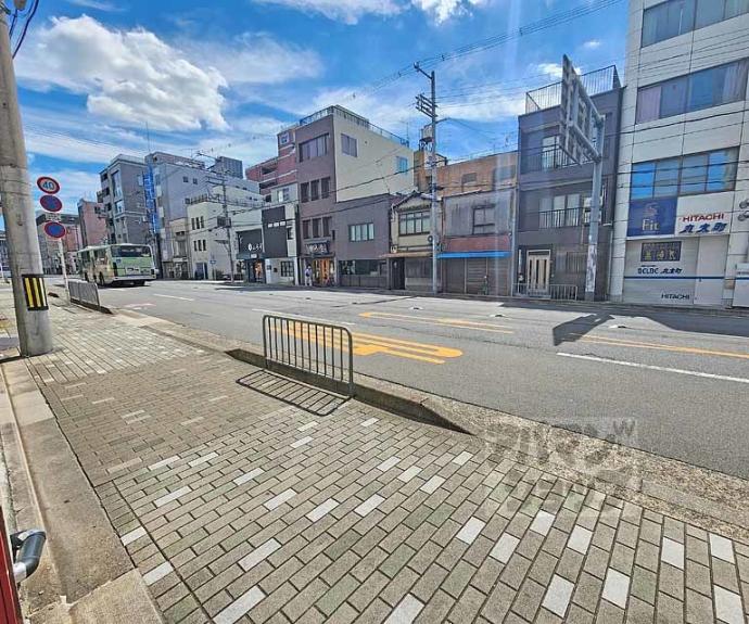 【日商岩井丸太町高陽院ハイツ】間取