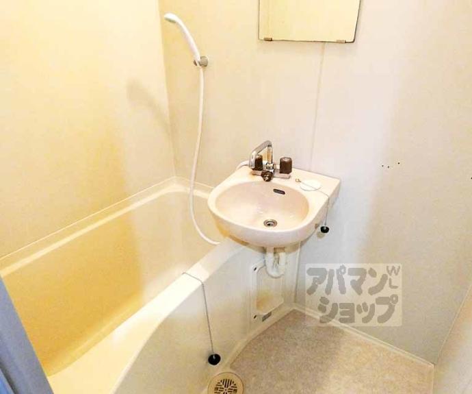 【メルシーメゾネット今出川】間取