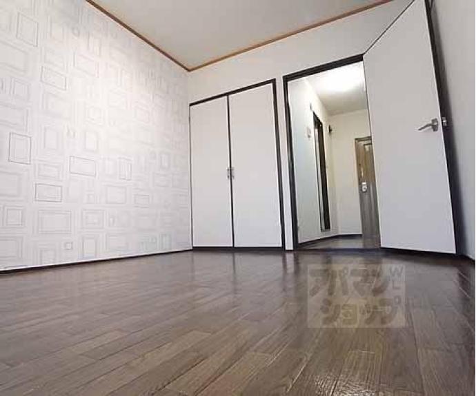 【グランタック御所西】間取