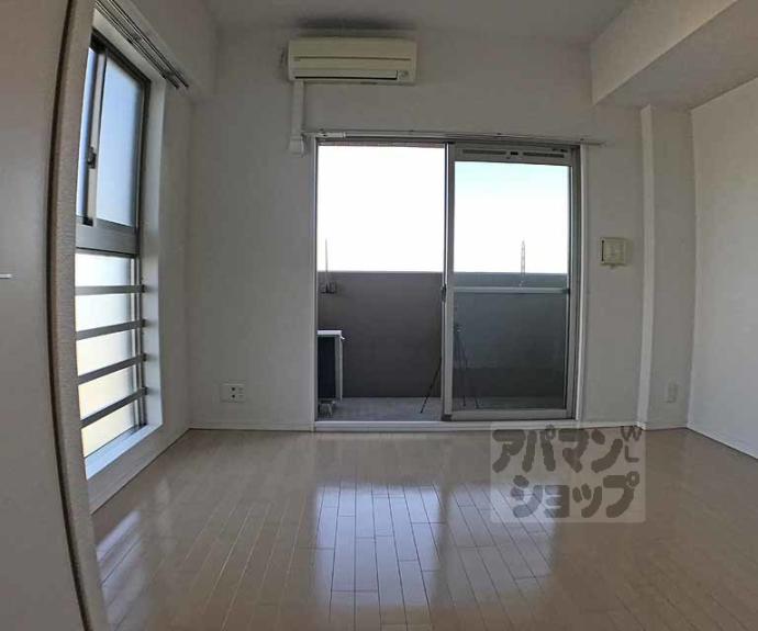 【スワンズ京都二条城北】間取