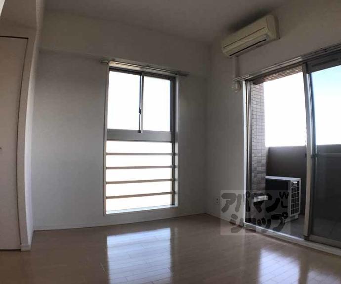 【スワンズ京都二条城北】間取