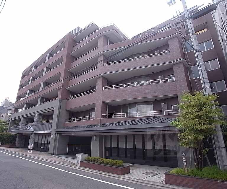 サンマンションドゥーシェ室町冷泉町