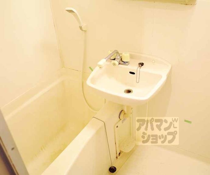 【ピラーズ御所西】間取