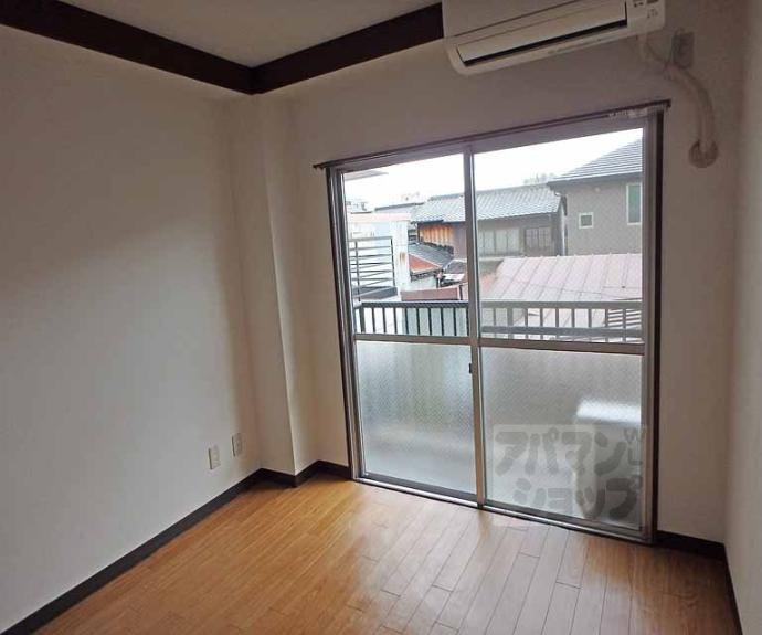 【ロイヤルレジデンス生水】間取