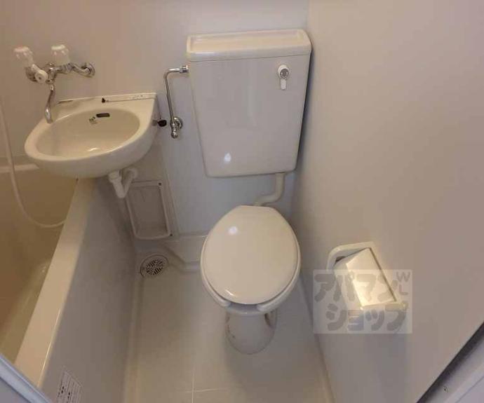 【ロイヤルレジデンス生水】間取