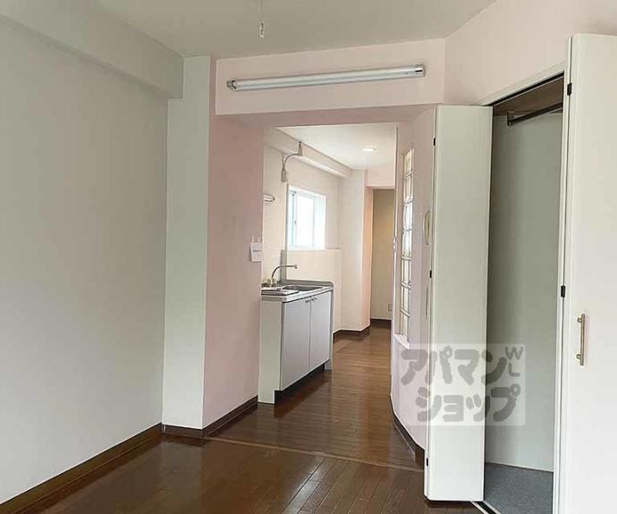 【ミリオンスクエアアパートメント544】間取