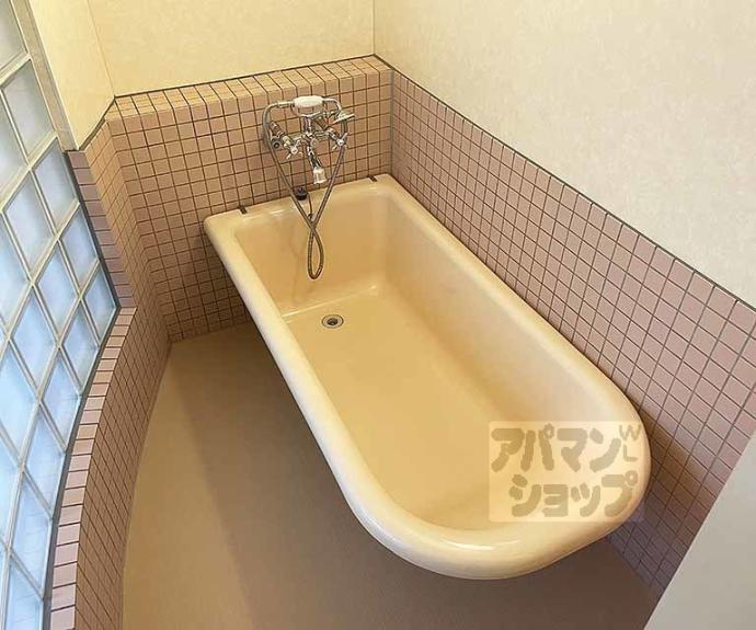 【ミリオンスクエアアパートメント544】間取