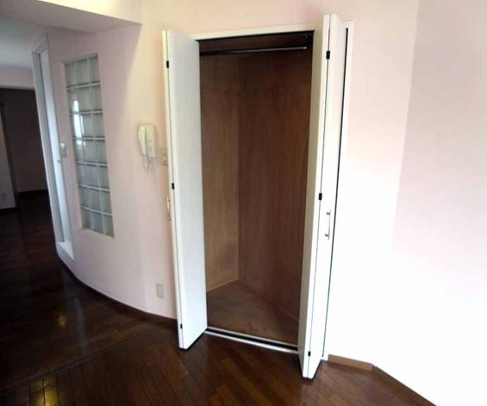 【ミリオンスクエアアパートメント５４４】間取