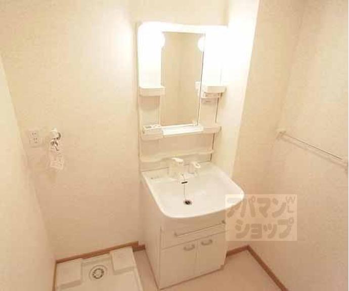 【コスモガーデン二條】間取