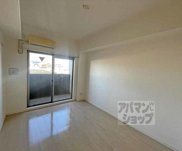 【プレサンス京都二条城前風雅】間取