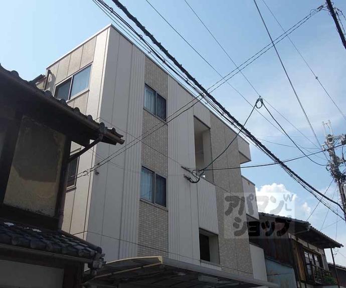 【ロイヤルシティーAYA】間取