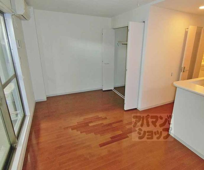 【シュトラーセ】間取