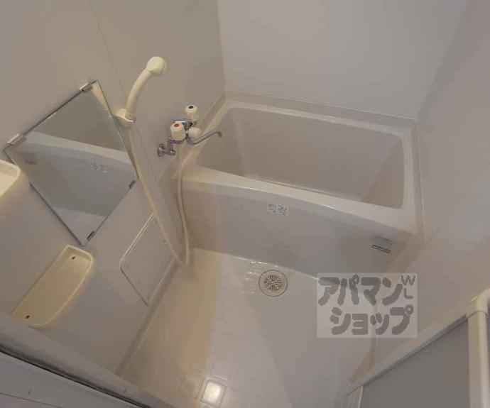 【ＶＥＲＴＩＣＡＬ二条城北】間取