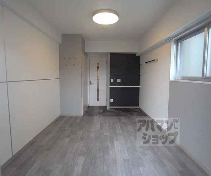 【ヴェルティカル二条城北】間取