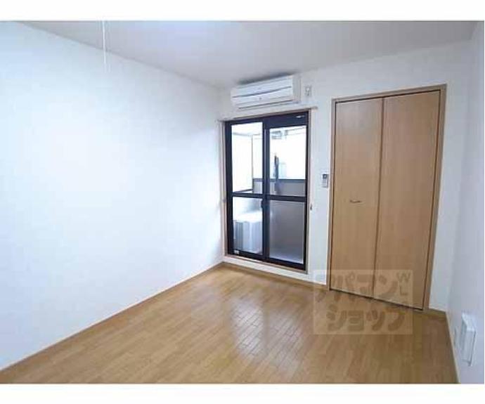 【アベニューサイド五条】間取