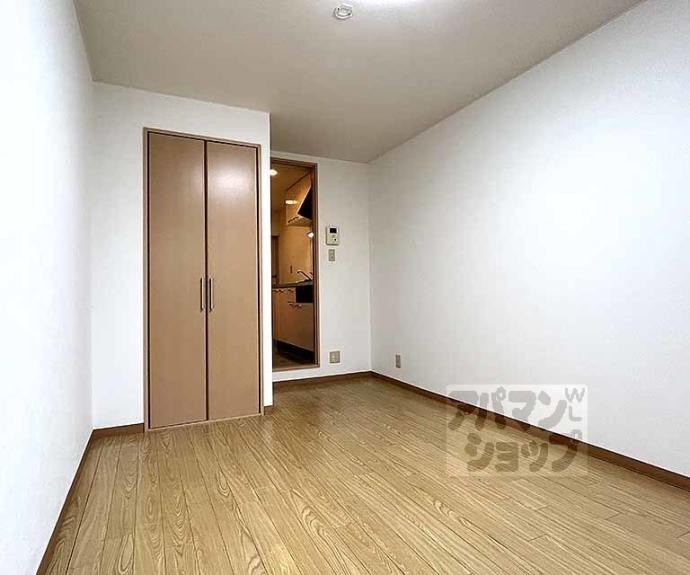 【リリーブ今出川】間取