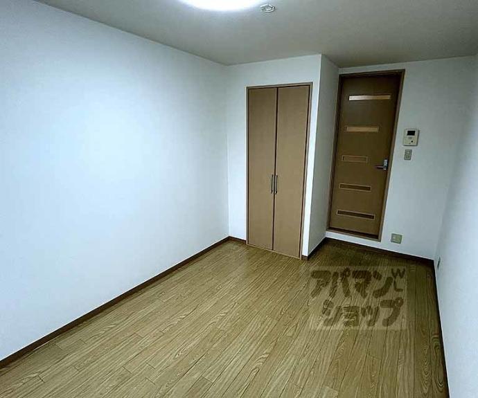 【リリーブ今出川】間取