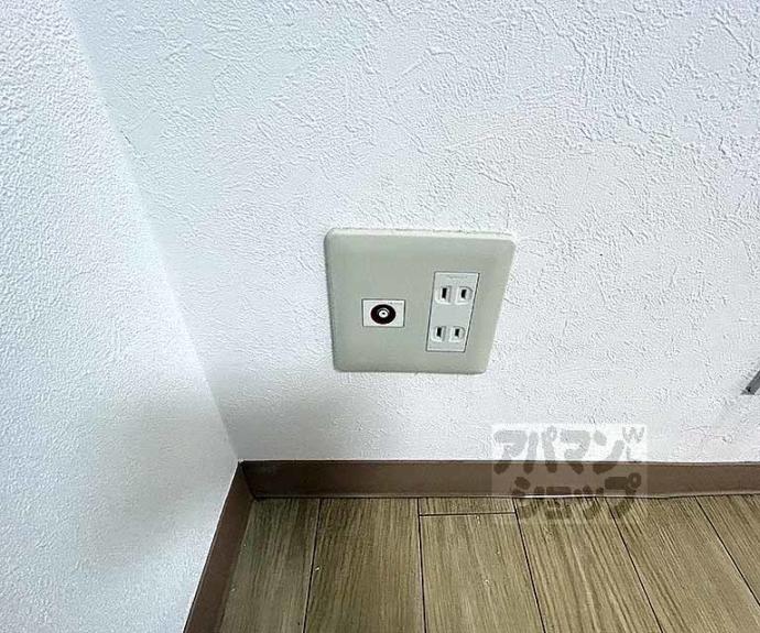 【リリーブ今出川】間取