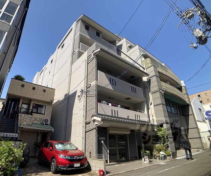 【コンフォレスト三条】間取