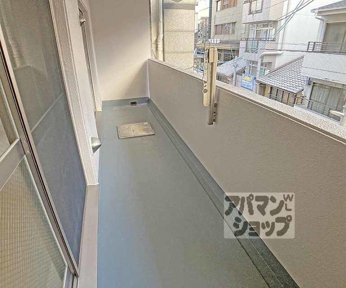 【コンフォレスト三条】間取