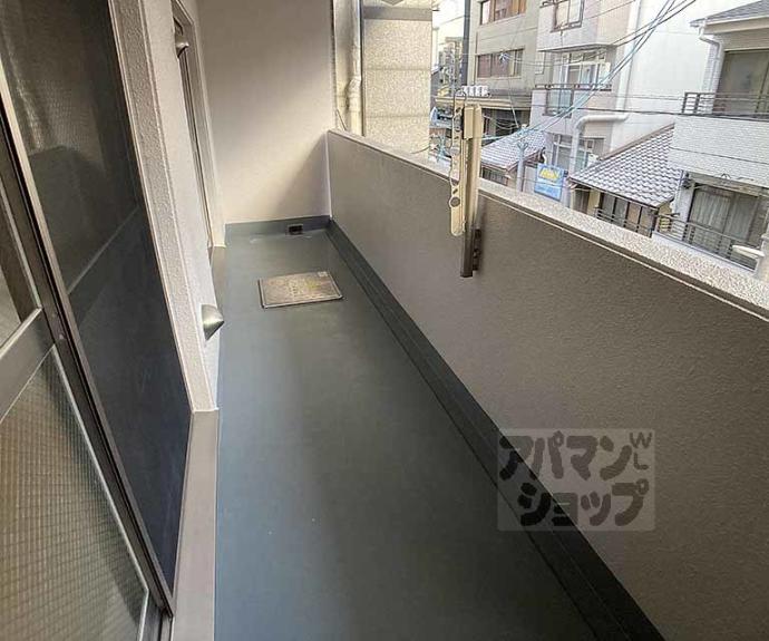 【コンフォレスト三条】間取