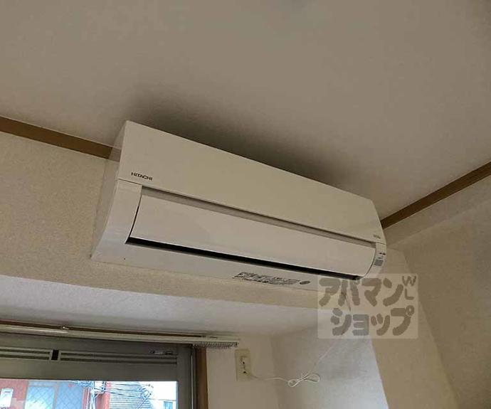 【コンフォレスト三条】間取