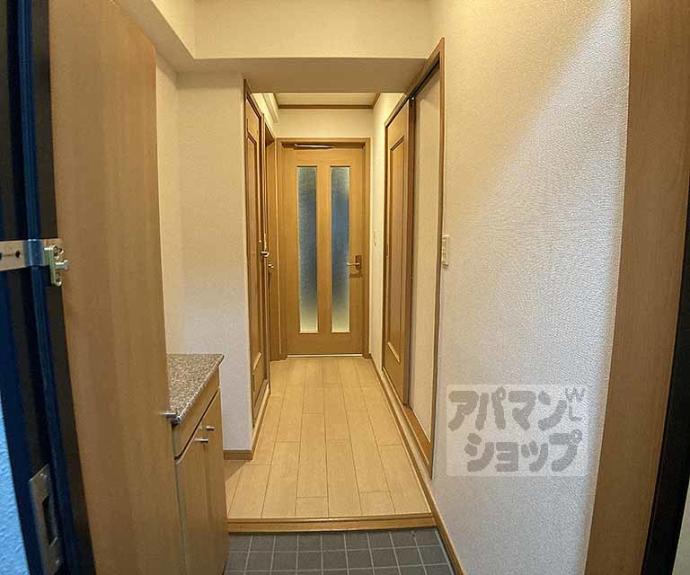 【コンフォレスト三条】間取