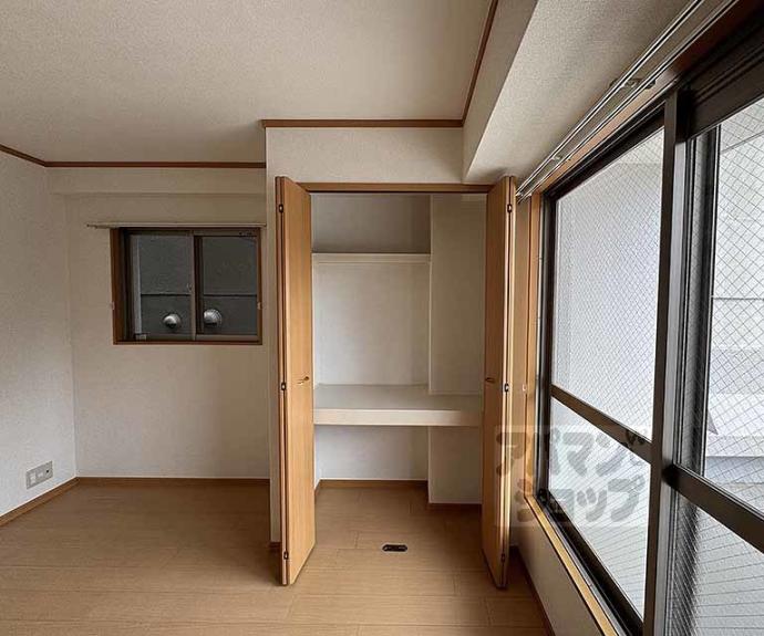 【コンフォレスト三条】間取