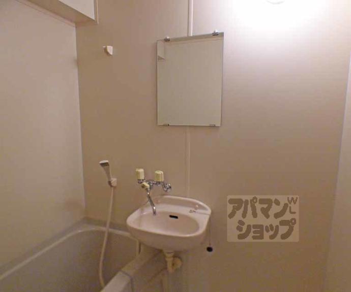 【ＧＩＯＶＡＮＥ高橋】間取