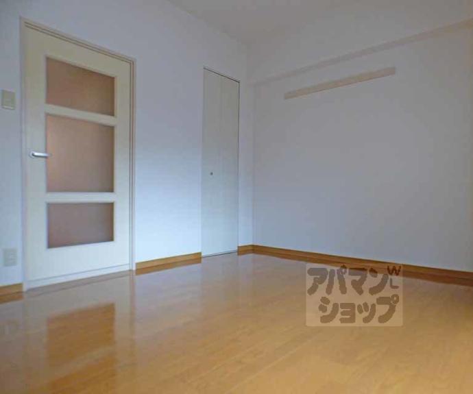 【ＧＩＯＶＡＮＥ高橋】間取