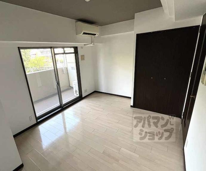 【クリスタルグランツ京都御所西】間取