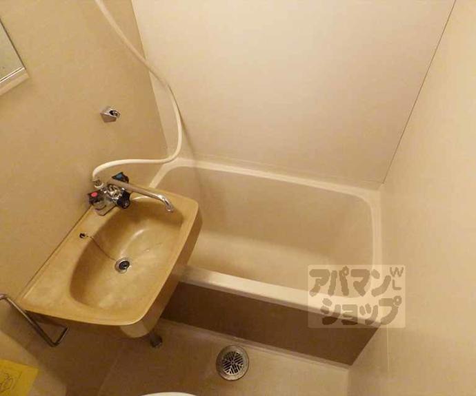 【リヴァク下鴨西】間取