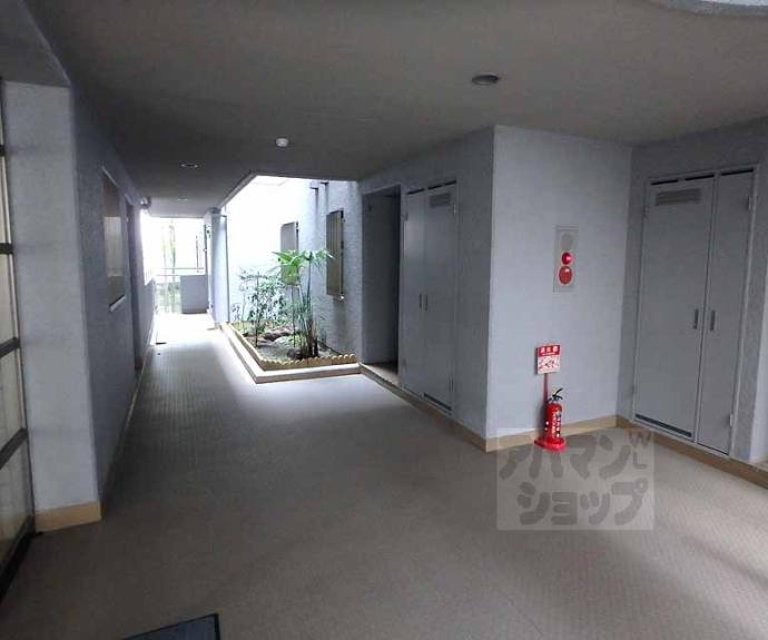 【グランレブリー御所東Ⅱ】間取