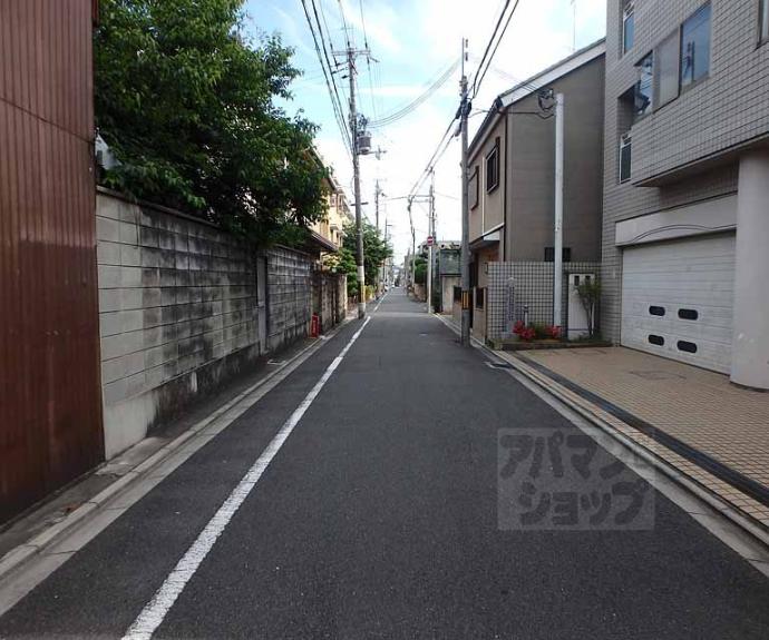 【グランレブリー御所東Ⅱ】間取