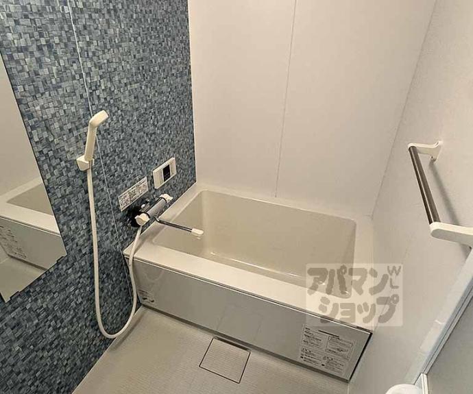 【グランレブリー御所東Ⅱ】間取