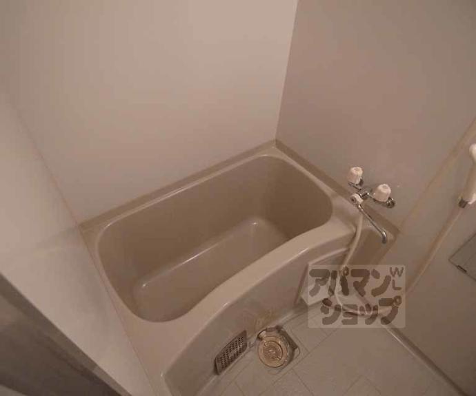 【ハウスセゾンビル】間取