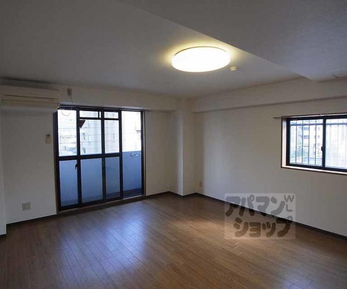 【ハウスセゾンビル】間取