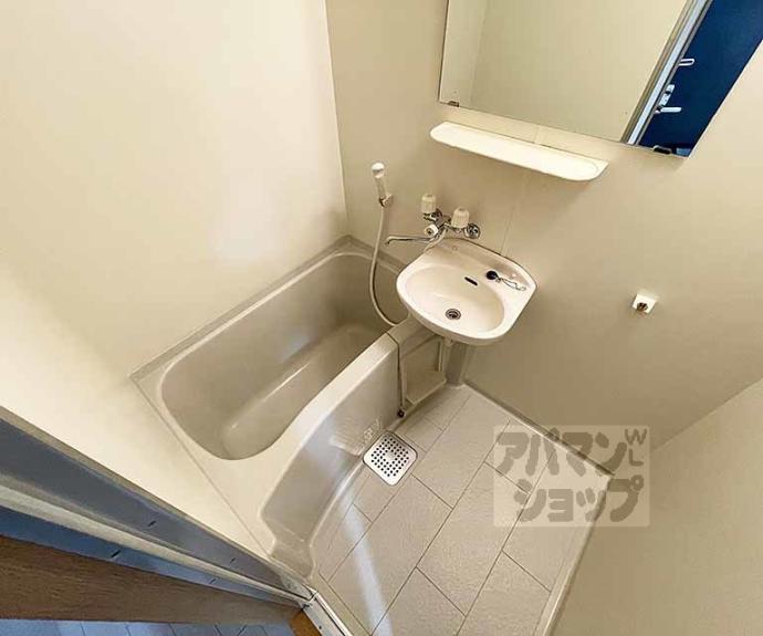 【アブレスト今出川】間取