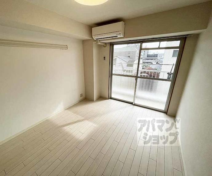 【アブレスト今出川】間取