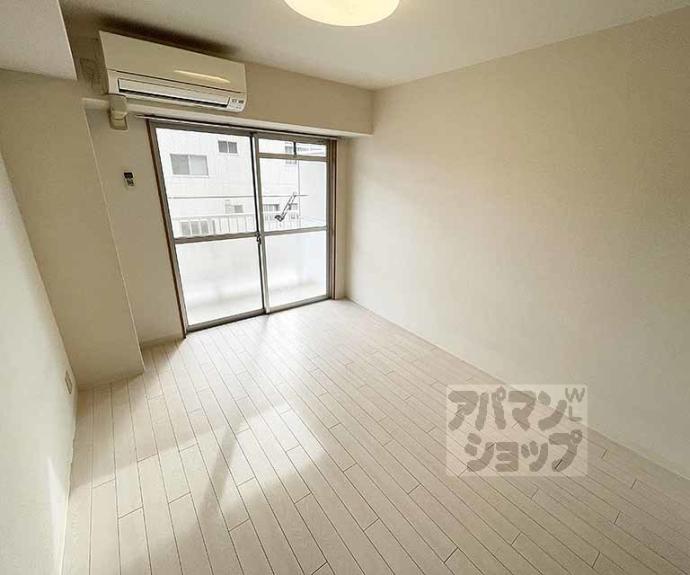 【アブレスト今出川】間取