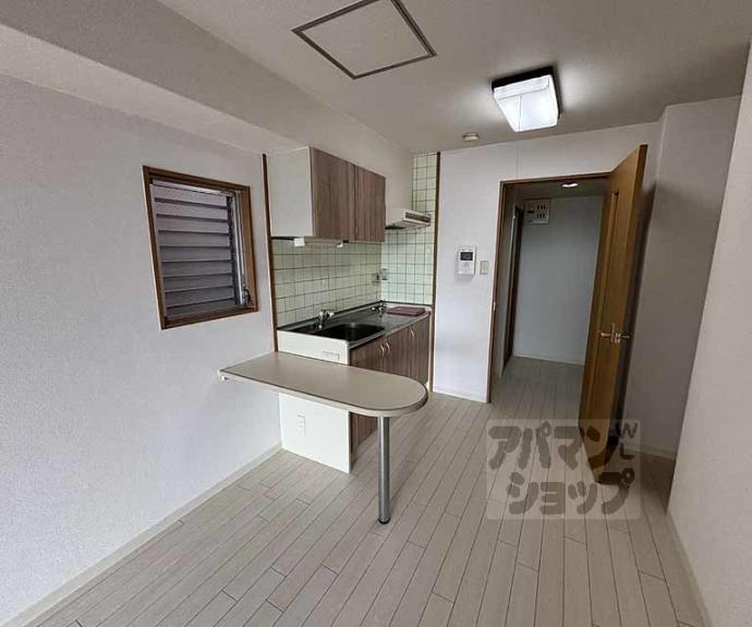 【アブレスト今出川】間取