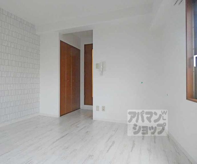 【エスクレア出町柳】間取