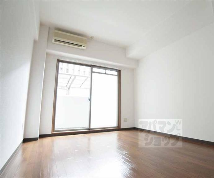 【エスクレア出町柳】間取