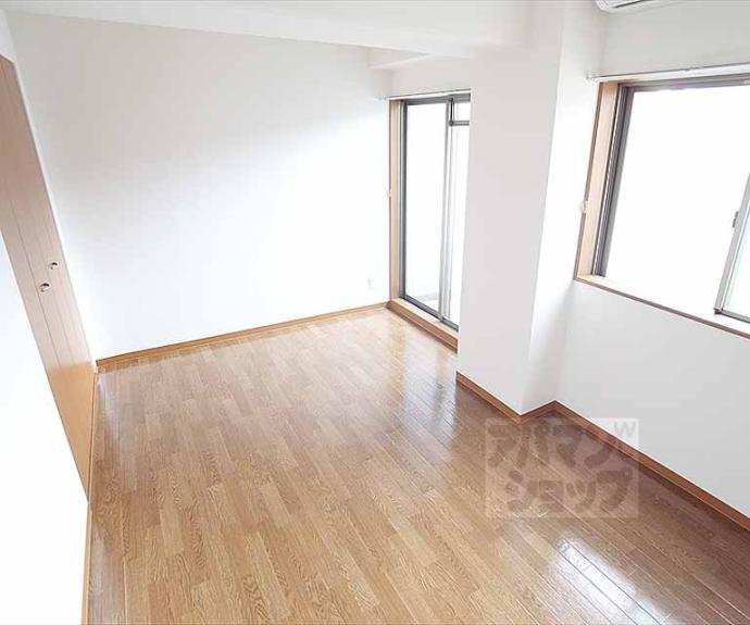 【エスクレア出町柳】間取