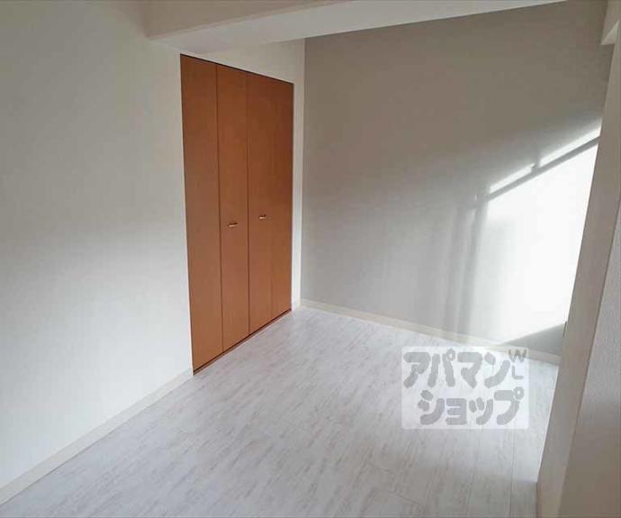 【エスクレア出町柳】間取