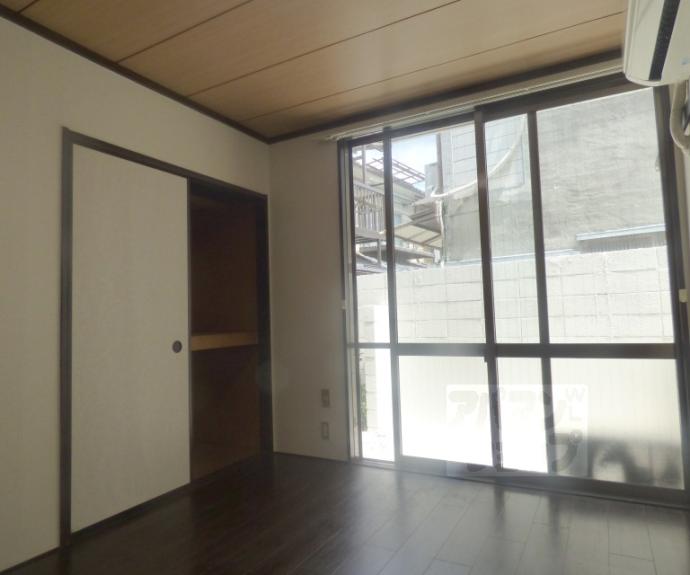 【メガロンフィリア】間取