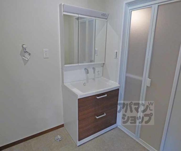 【セラヴィー１１９】間取